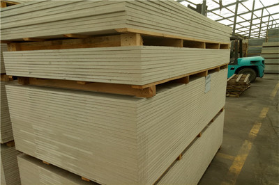 硅鈣板與硅酸鈣板價(jià)格解析 從建材選購到預(yù)算規(guī)劃